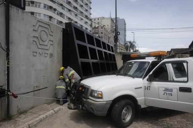 prefeitura de porto alegre simula fechamento de comportas em caso de inundacao do guaiba 1
