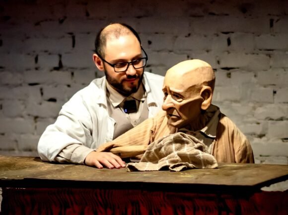 Premiado espetáculo Geppetto fará abertura do Festival de Teatro Estudantil e Amador de Osório 2 premiado espetaculo geppetto fara abertura do festival de teatro estudantil e amador de os