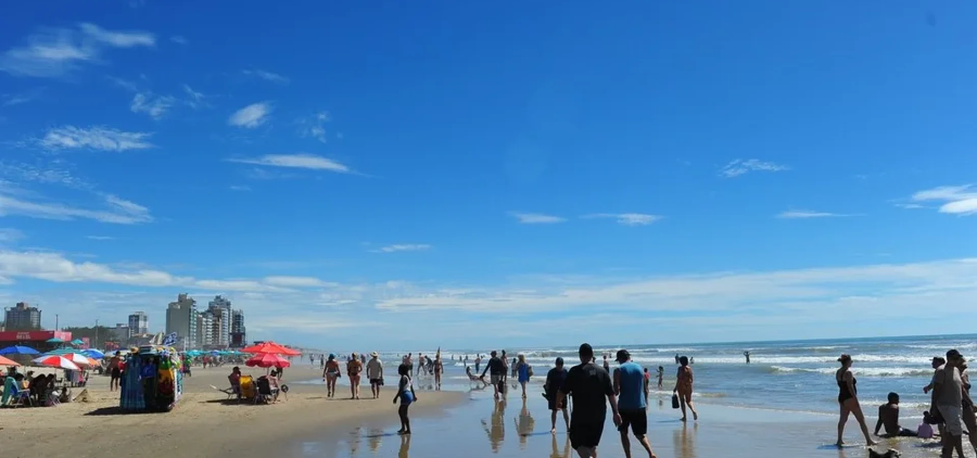 No litoral norte, nesta quarta-feira, 31, as máximas ficam ao redor de 30ºC.
Foto : Fabiano do Amaral