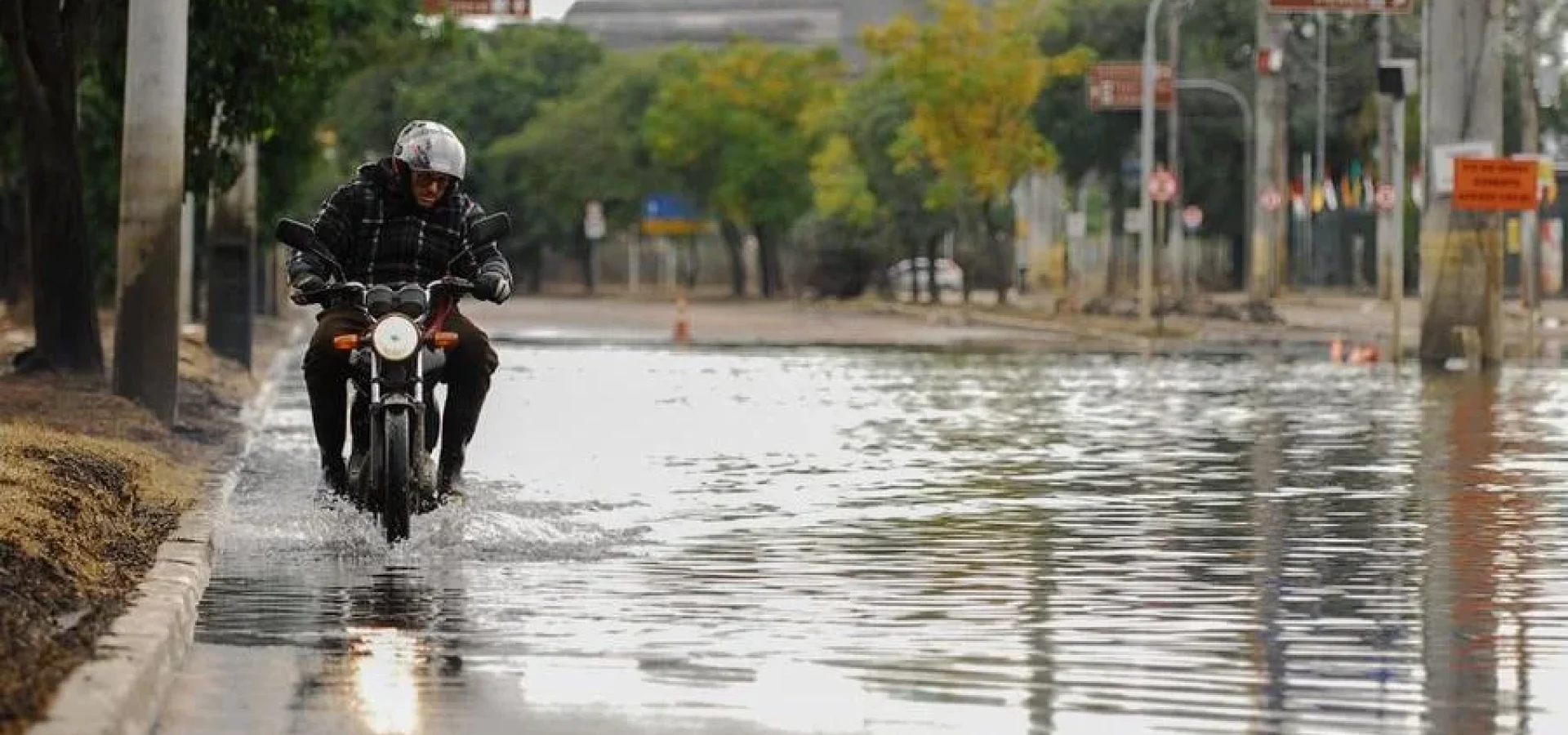 Nível do Guaíba segue abaixo da cota de inundação em Porto Alegre | Foto: Camila Cunha