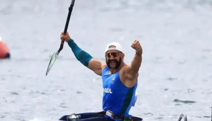 Fernando Rufino conseguiu medalha de ouro na canoa nos 200m VL2 (usa tronco e braços na remada) hoje. | Foto: Marcello Zambrana / CPB / CP