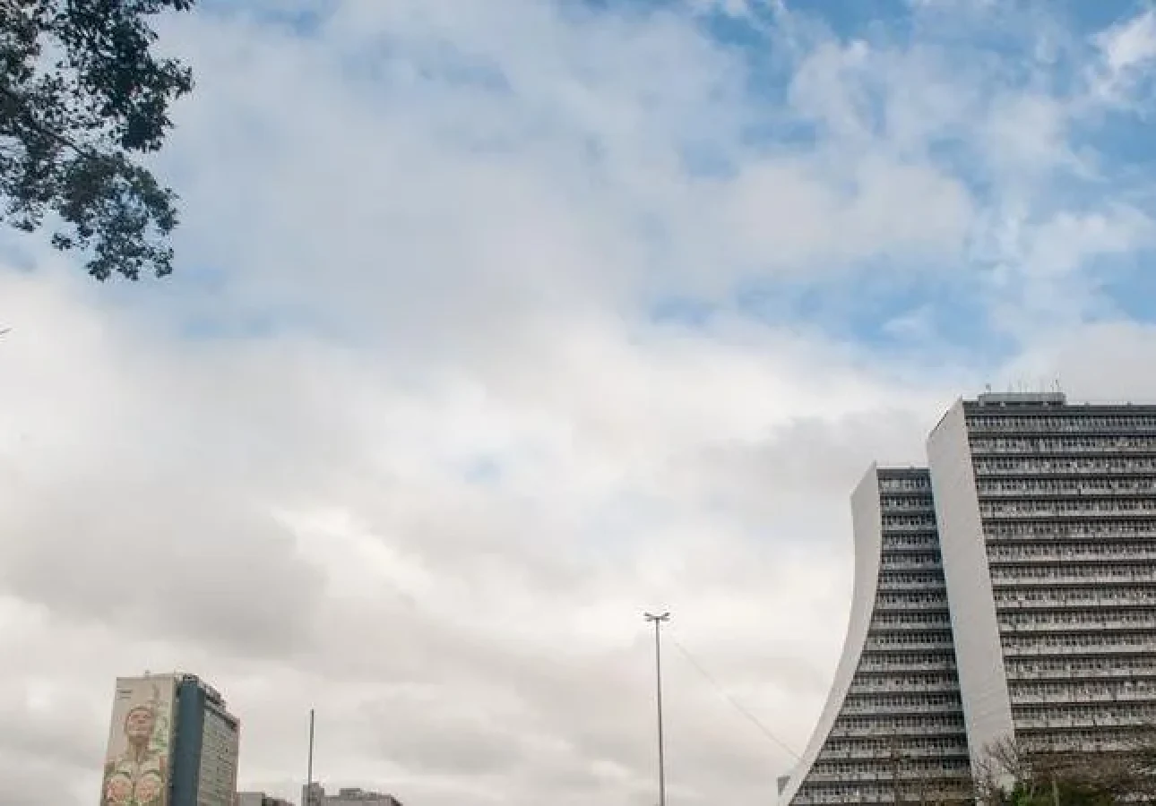 Na Metade Sul, sob ar mais frio e seco, o tempo estará mais aberto. | Foto: Camila Cunha / CP Memória