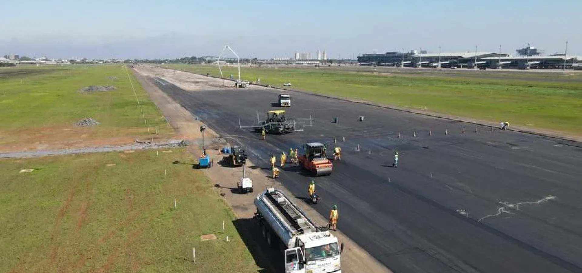 2024-09-17-Asfalto-pista-de-pouso-e-decolagem-2