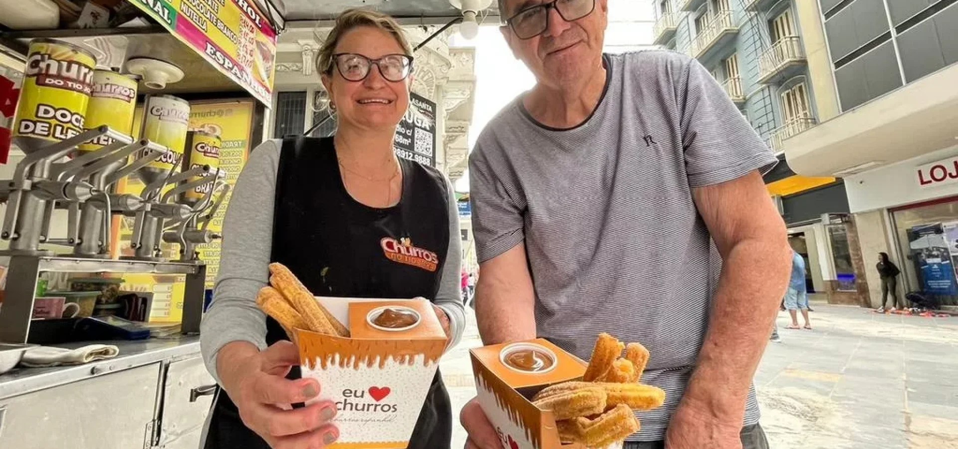Casal Daniela Pasin e Jorami de Figueiredo é responsável pelo Churros do Tio Jora.
Vitor Netto / Agência RBS