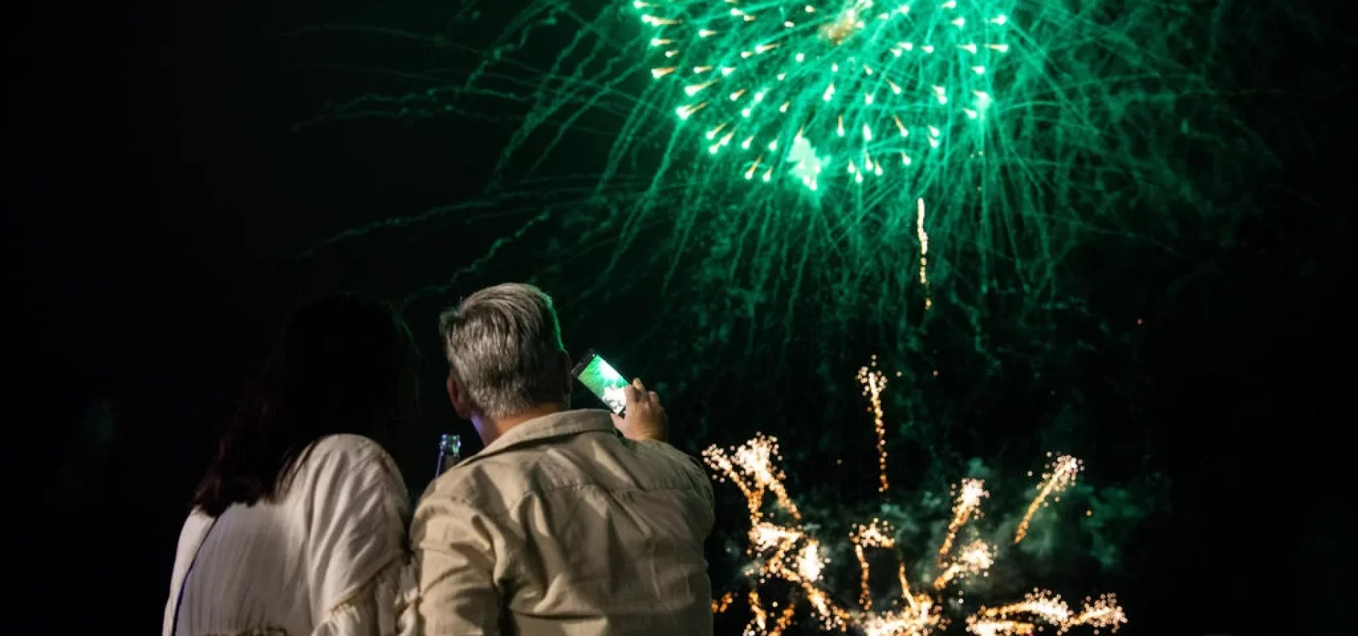 Réveillon em Torres contou com 14 minutos de queima de fogos de artifício.
Camila Hermes / Agencia RBS