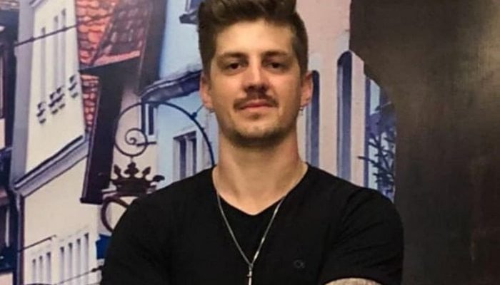 William Anderson Wazlawick Drumm, 29 anos, estava com a namorada e familiares no Litoral Norte.
Arquivo Pessoal / Arquivo Pessoal