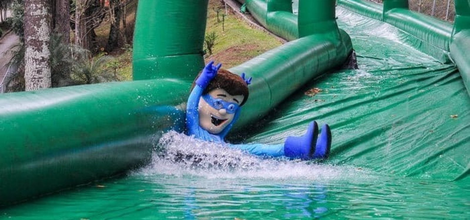 Brinquedo de 150 metros estará montado na Rua Dr. Montaury, entre as ruas Dal Canale e Dom José Barea.
Neimar De Cesero / Agencia RBS