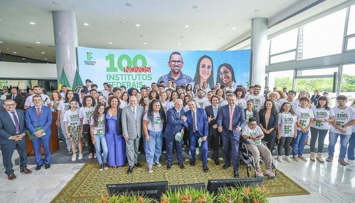 O anúncio, que aconteceu na manhã desta terça-feira (12), contou com a presença do presidente Lula.
Ricardo Stuckert / PR/Divulgação