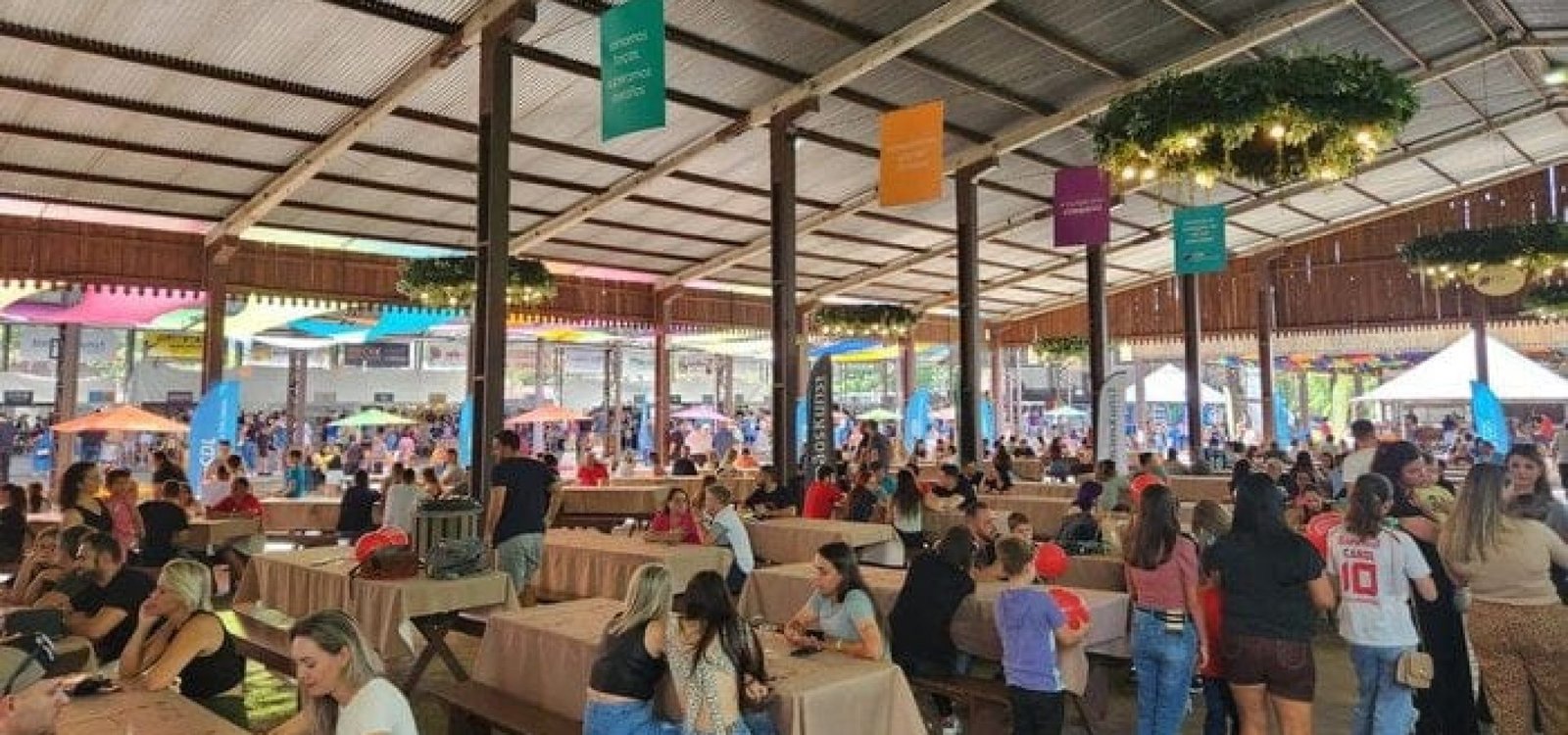 Festa Campeira do Rio Grande do Sul Evento este ano, que tem Armandinho entre as atrações musicais, espera repetir o sucesso da edição de 2023.
Festival / Divulgação