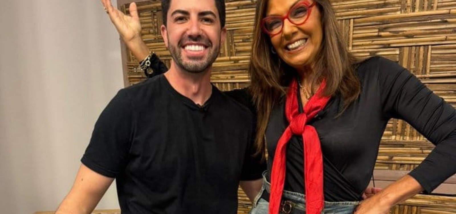 Marco Matos e Cristina Ranzolin vão dançar chula no "Jornal do Almoço" desta sexta-feira (20).
RBS TV / Divulgação