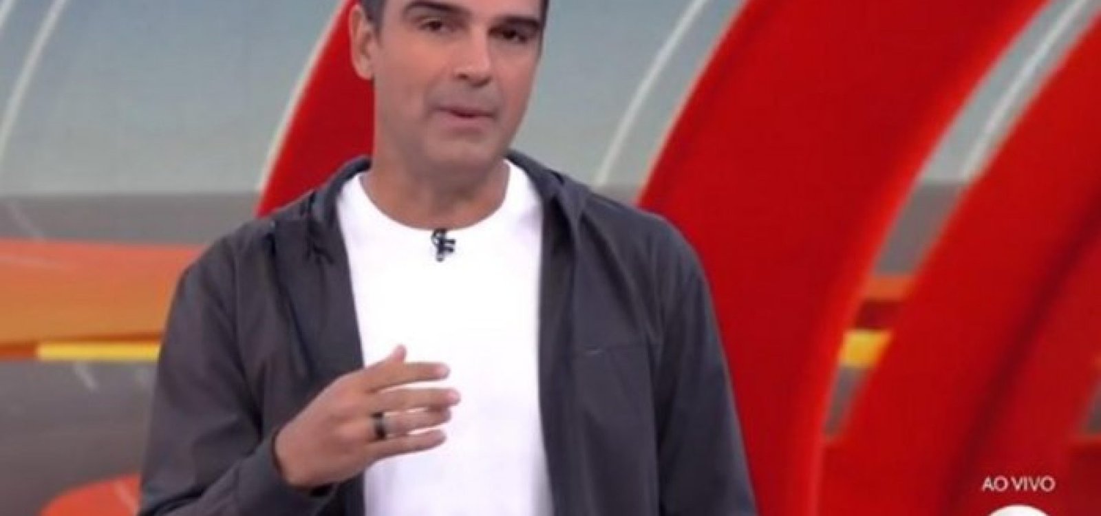 Tadeu Schmidt informou mudanças na dinâmica do reality show.
Globo / Reprodução