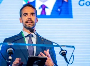 "É uma aspiração legítima de quem foi prefeito, governador e quer contribuir para o melhor do Brasil”, declarou.

Foto: Mauricio Tonetto/Secom