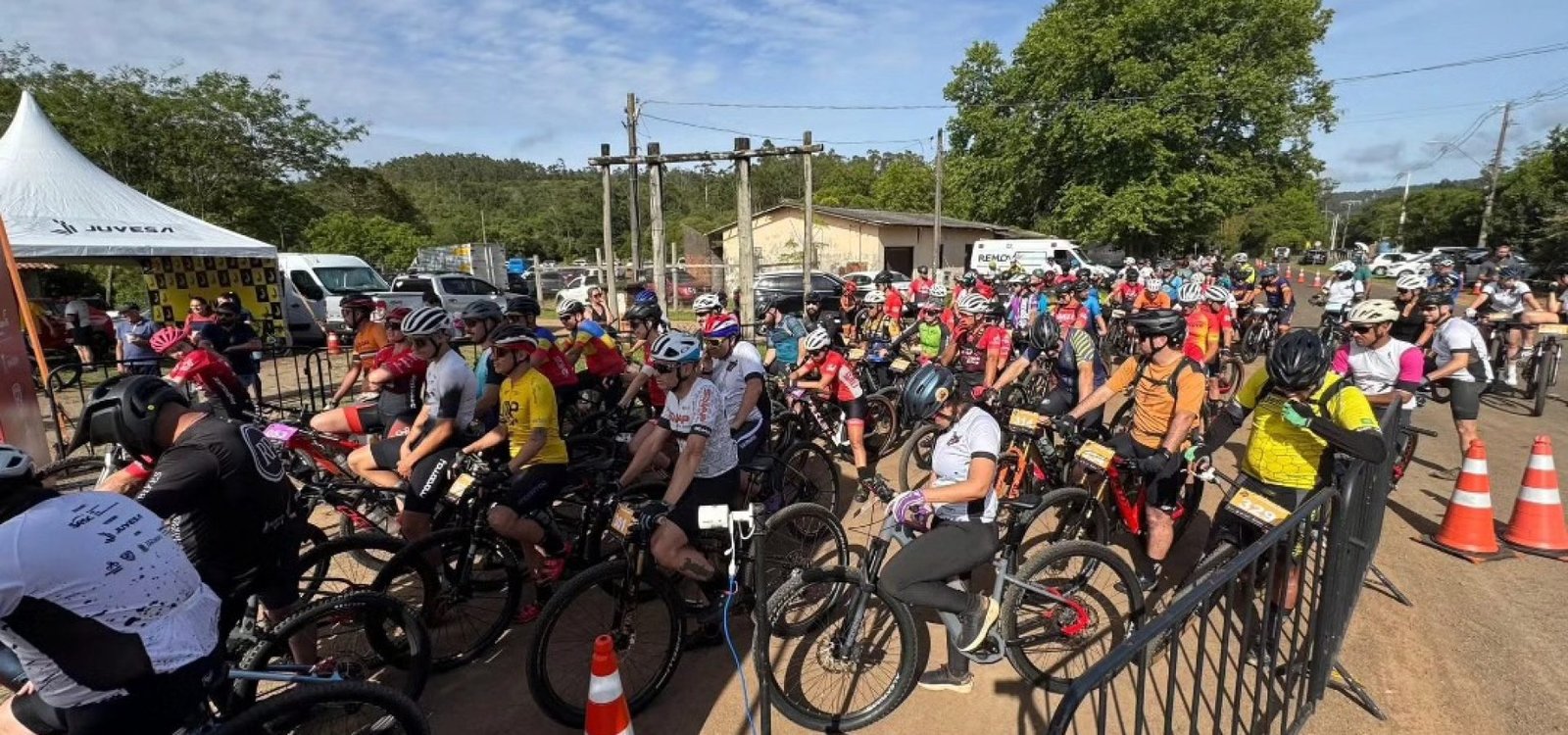 592074581_24944735201864872_2482387274650935402_n