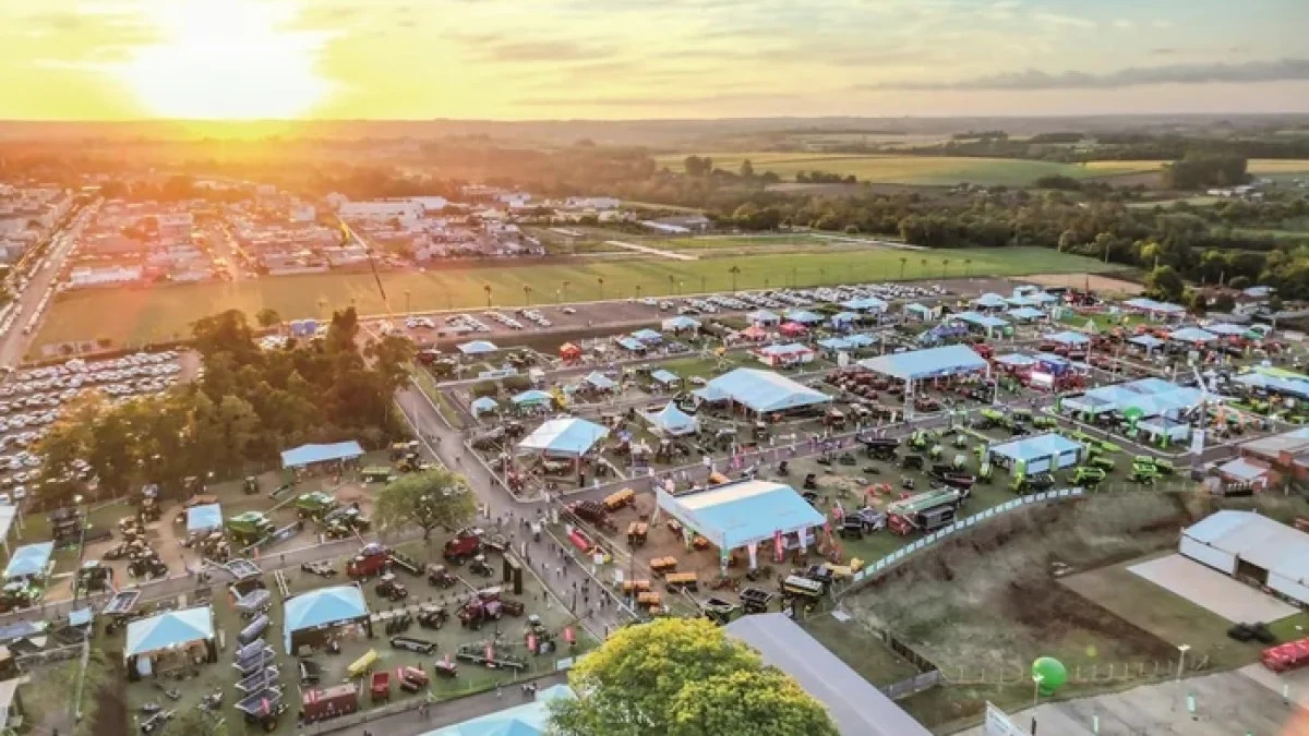 Entre os dias 1º e 10 de maio, feira deve receber 350 mil. visitantes e contar com mais de 600 expositores.
Fenasoja / Divulgação