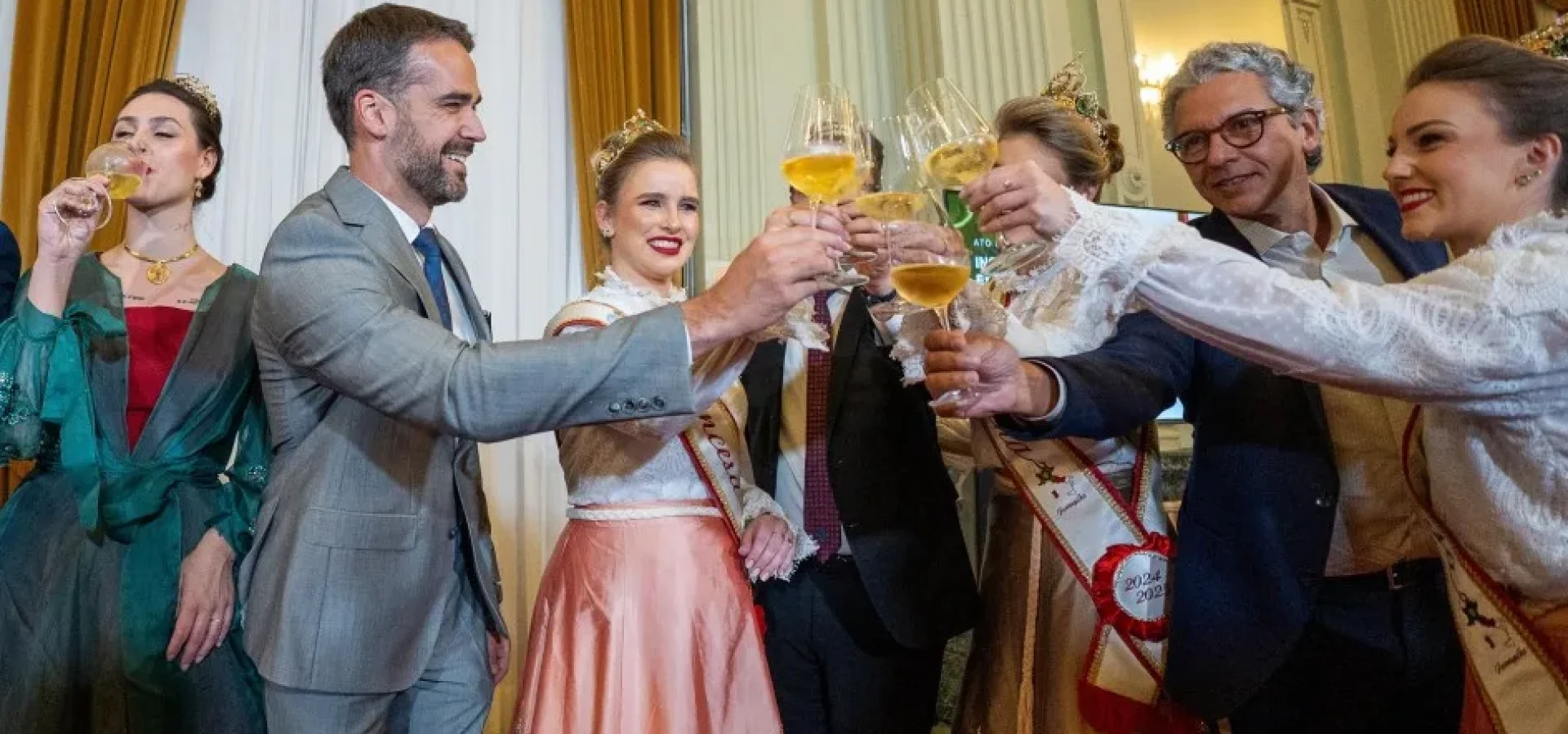 Cerimônia foi realizada no Palácio Piratini, em Porto Alegre. (Foto: Mauricio Tonetto/Secom)