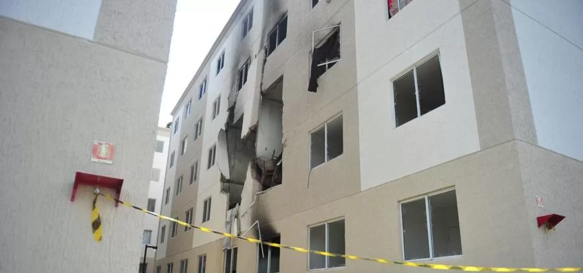 Defesa Civil interditou prédio na zona Norte de Porto Alegre | Foto: Maria Eduarda Fortes