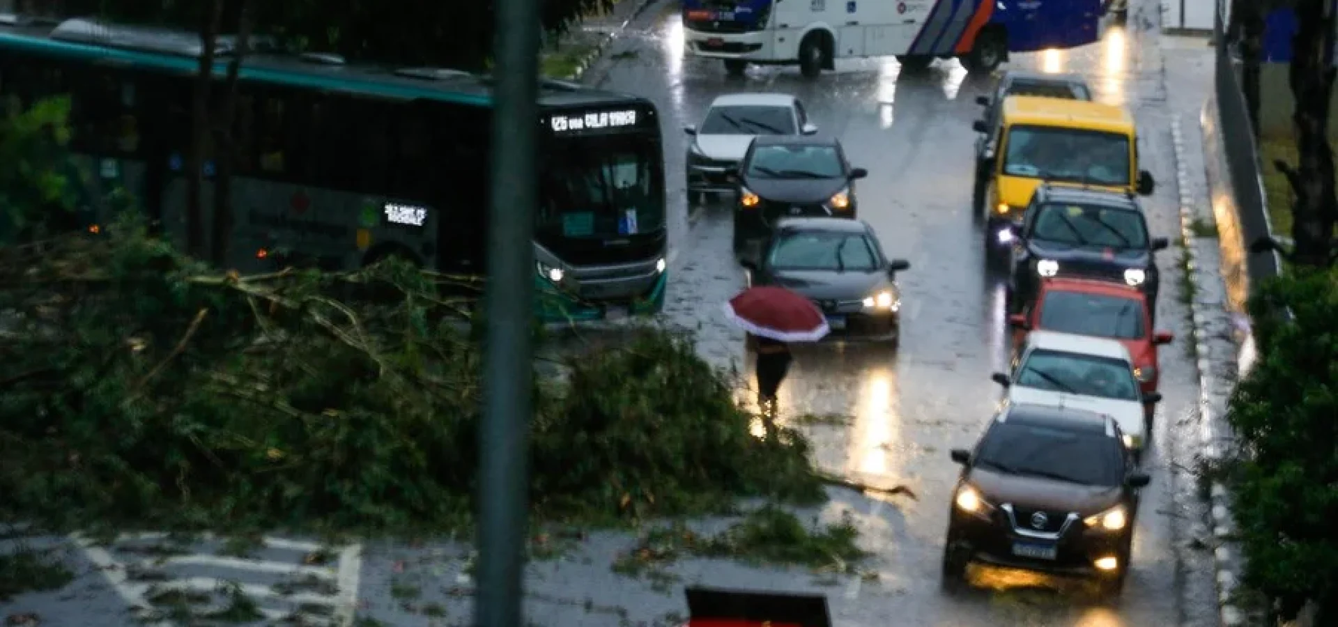 Segundo a MetSul, há risco de chuva forte localizada e de temporais isolados com raios, vento e granizo.
Foto : ALOISIO MAURICIO / FOTOARENA / ESTADÃO CONTEÚDO / CP