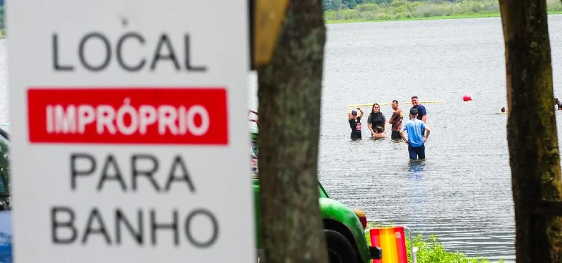 Lagoa do Peixoto está imprópria para banho há sete semanas.
Foto : Pedro Piegas
