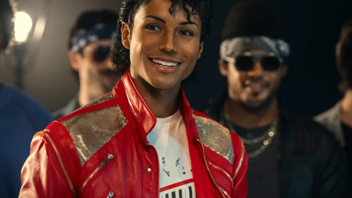 Jafar Jackson interpreta seu tio Michael Jackson. Foto : Glen Wilson / Universal Pictures / Divulgação / CP
