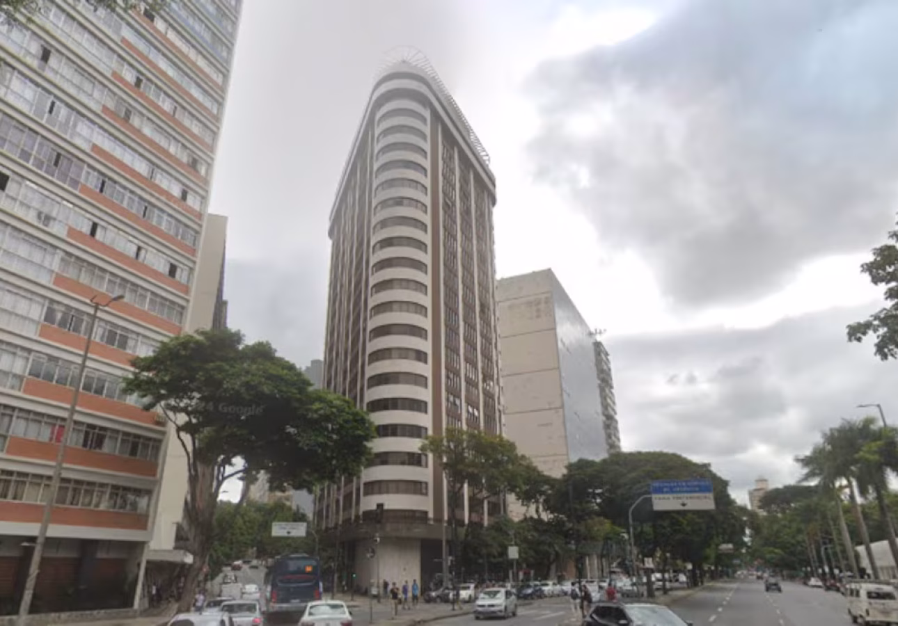 Edifício no centro de Belo Horizonte onde ocorreu queda de elevador. Foto: Reprodução/Google Maps