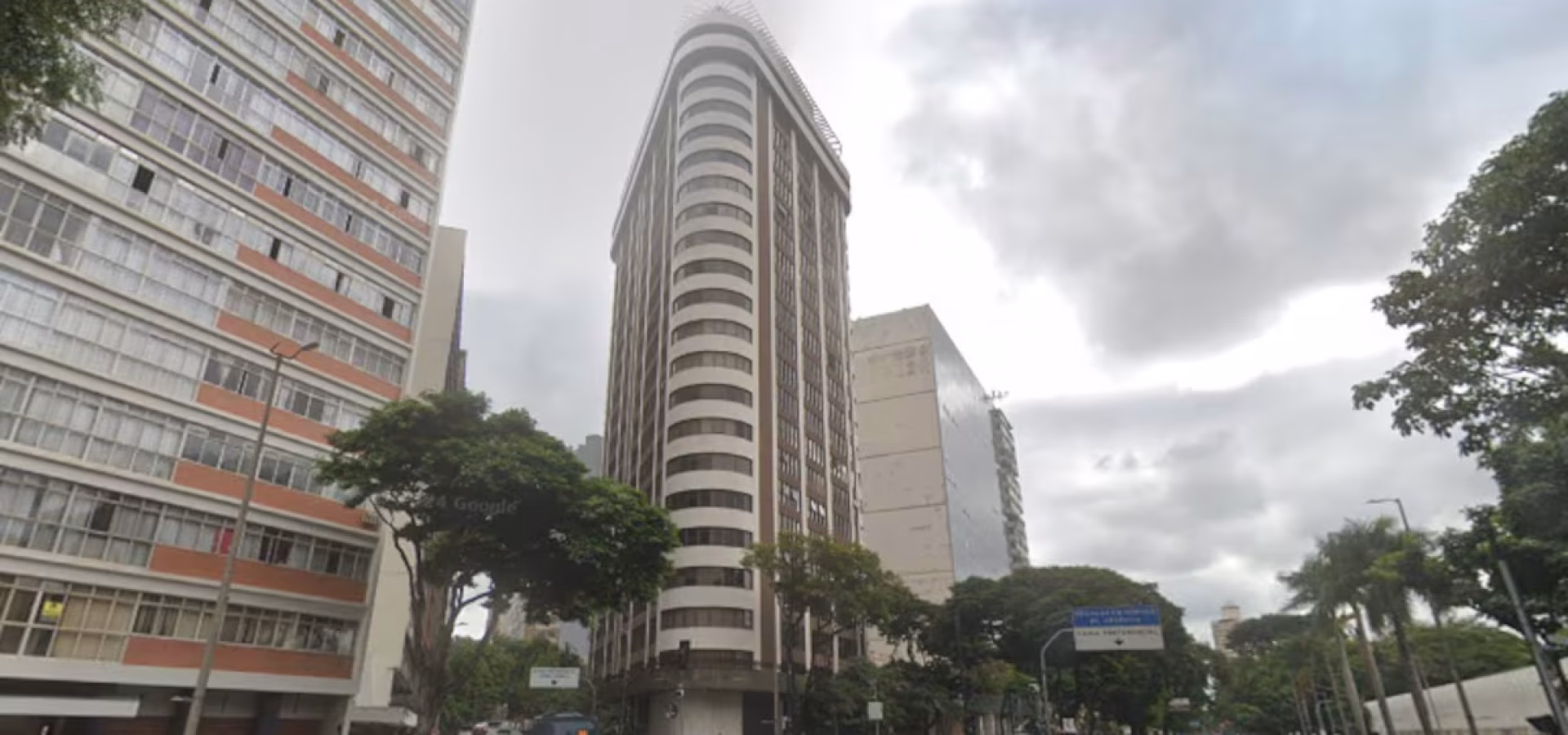 Edifício no centro de Belo Horizonte onde ocorreu queda de elevador. Foto: Reprodução/Google Maps