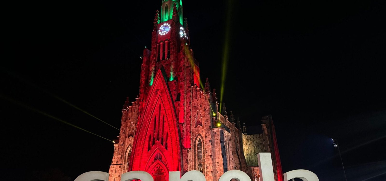 Luminata-faz-homenagem-ao-RS---Foto-de-Bianca-Carneiro