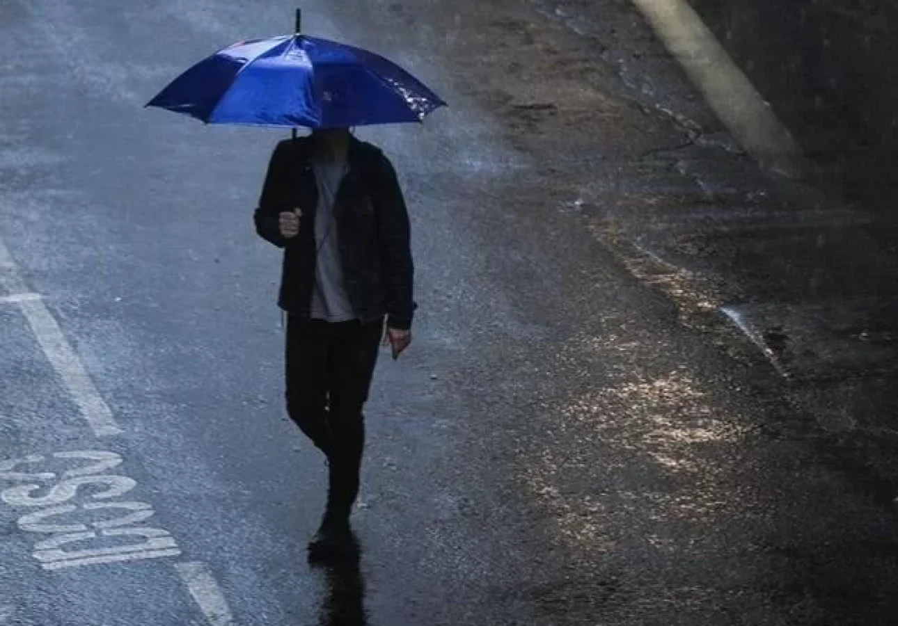 Instabilidade avança pelo RS nesta quinta-feira
Estado deverá registrar pancadas de chuva na maioria das regiões

10/01/2024 | 19:59
MetSul Meteorologia
    
Instabilidade avança pelo RS nesta quinta-feira
Instabilidade avança pelo RS nesta quinta-feira | Foto: Maria Eduarda Fortes