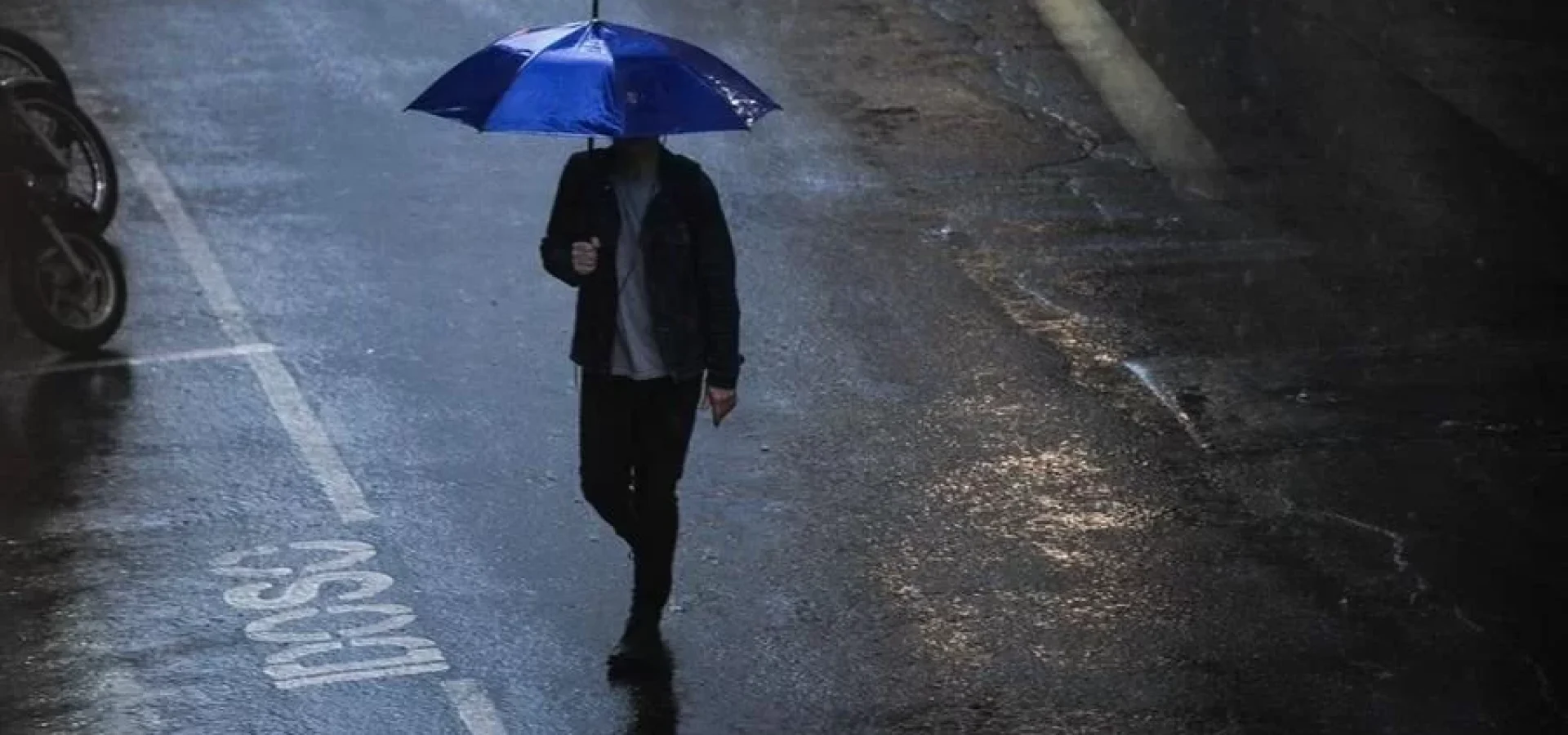 Instabilidade avança pelo RS nesta quinta-feira
Estado deverá registrar pancadas de chuva na maioria das regiões

10/01/2024 | 19:59
MetSul Meteorologia
    
Instabilidade avança pelo RS nesta quinta-feira
Instabilidade avança pelo RS nesta quinta-feira | Foto: Maria Eduarda Fortes