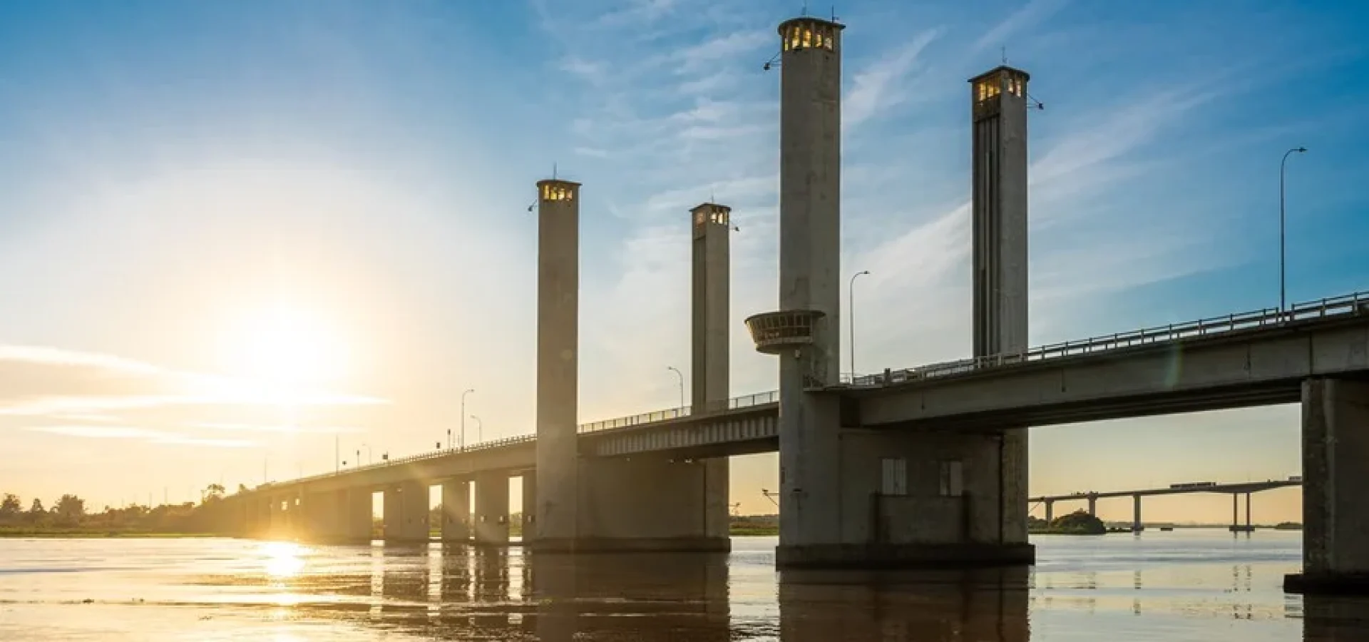 Segundo a MetSul, o sol volta a aparecer no estado, embora acompanho de nuvens esparsas.
Foto : Fabiano Panizzi / CCR Via Sul / CP
