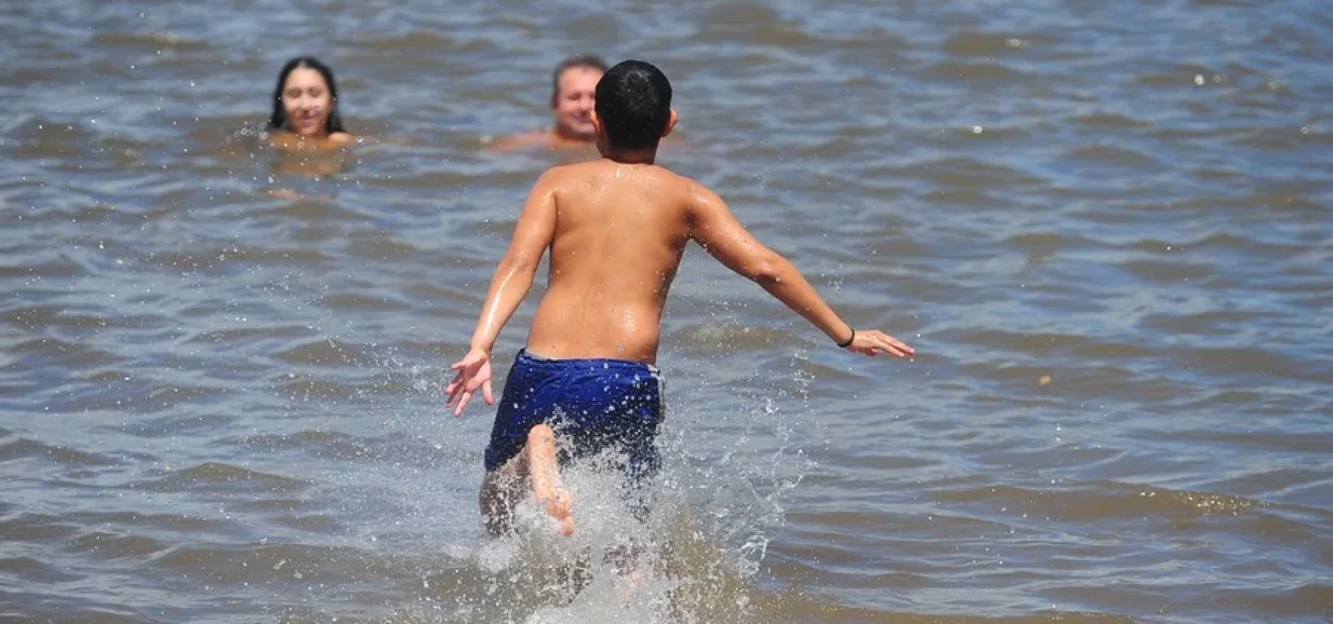 Gaúchos vão ter que buscar formas de se refrescar ao longo da semana.
Foto : Fabiano do Amaral