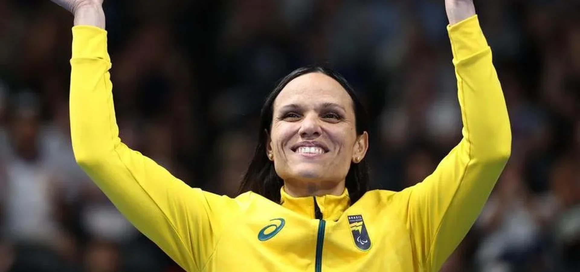 Carol Santiago, maior campeã brasileira da história, ganhou seu sexto ouro em Jogos Paralímpicos. | Foto: Franck Fife / AFP / CP