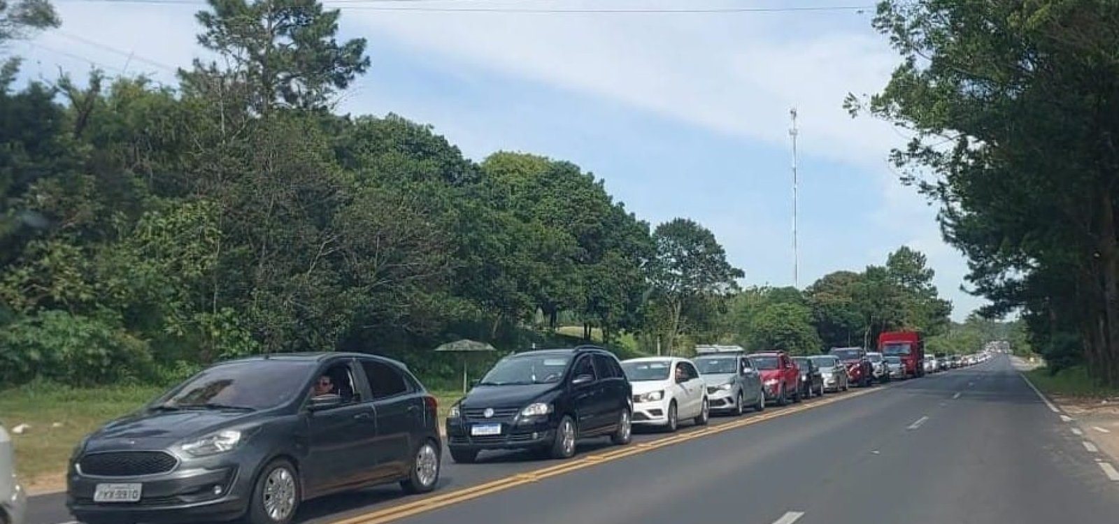 Screenshot_2 Trânsito na RS-040 foi acentuado ao longo da manhã.
Felipe Backes / Agência RBS