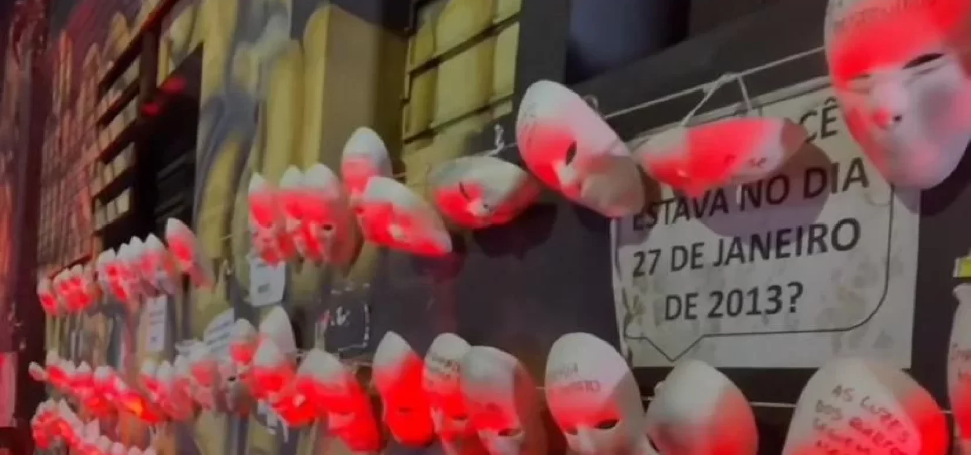 (Foto: Marcelo Oliveira / @kissquenaoserepita / Redes sociais / Reprodução)