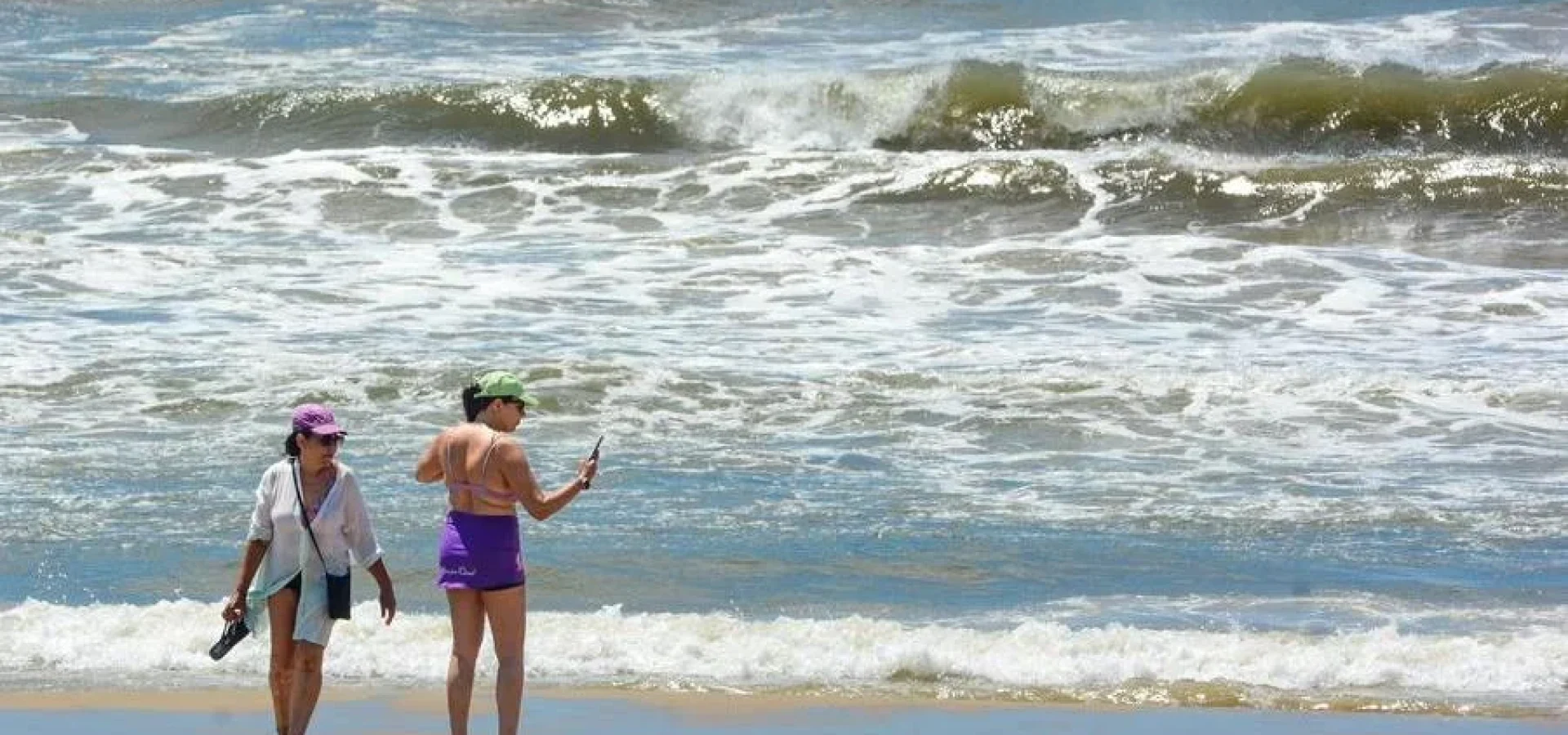Veranistas terão um dia perfeito para a praia. | Foto: Pedro Piegas