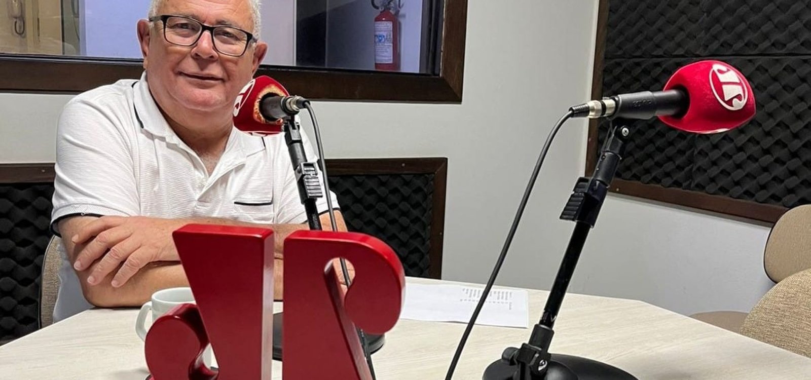 b15d856c-f6ef-4846-8387-397e174b1e0a