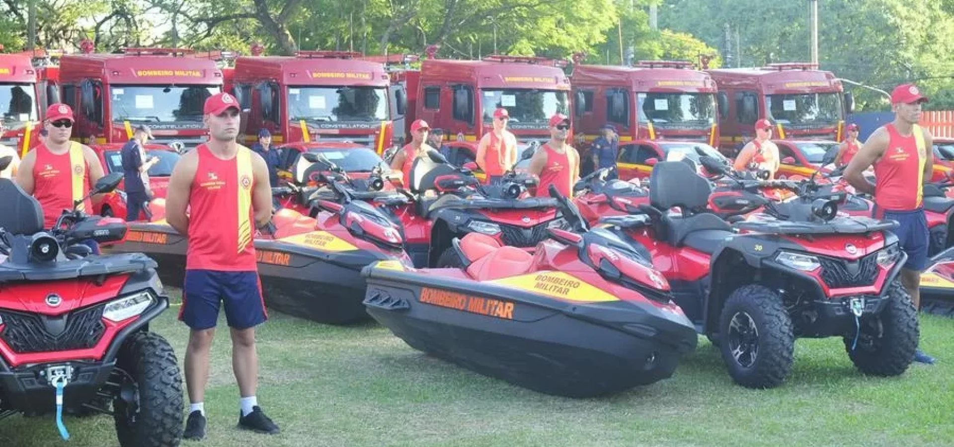 Caminhões, carros, motos aquáticas e quadriciclos foram recebidos nas comemorações | Foto: Mauro Schaefer