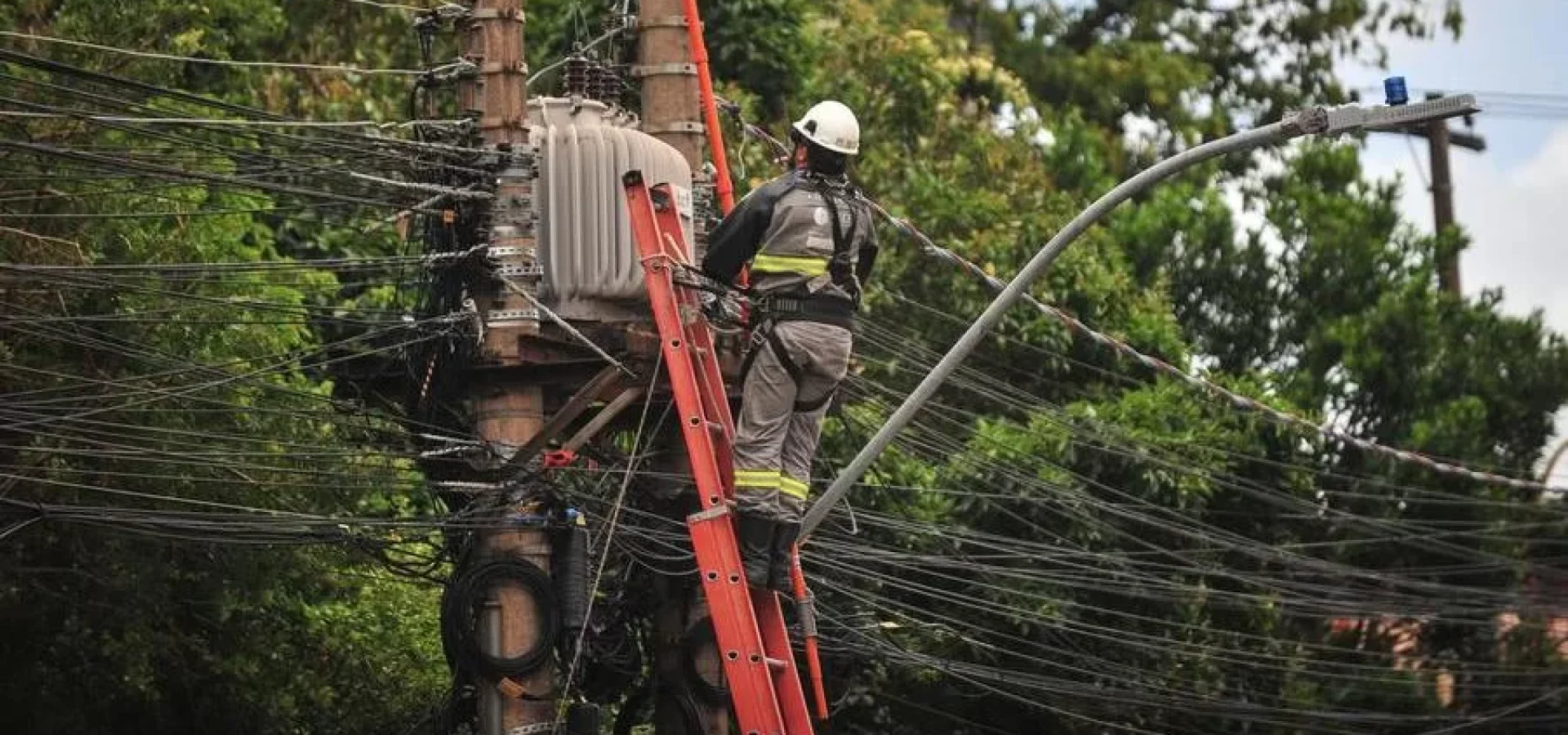 Nota mais recente ainda traz a informação de que 39 municípios atendidos pela Tim estão sem serviços de telefonia e internet, assim como 23 municípios atendidos pela Vivo e 18 pela Claro | Foto: Maria Eduarda Fortes / CP Memória