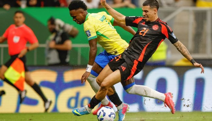 Vini Jr. conseguiu tirar o Brasil do empate aos 53 minutos do segundo tempo / Rafael Ribeiro/CBF