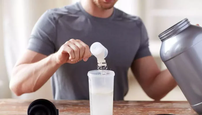 A creatina é um composto produzido pelo fígado, rins e pâncreas, mas também podemos obtê-la a partir de certos produtos de origem animal. (Foto: Reprodução)