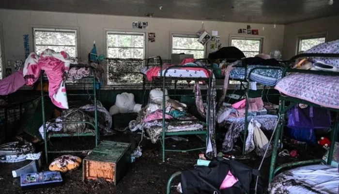 Dezenas de meninas estão desaparecidas em acampamento de férias. | Foto: Foto por RONALDO SCHEMIDT / AFP