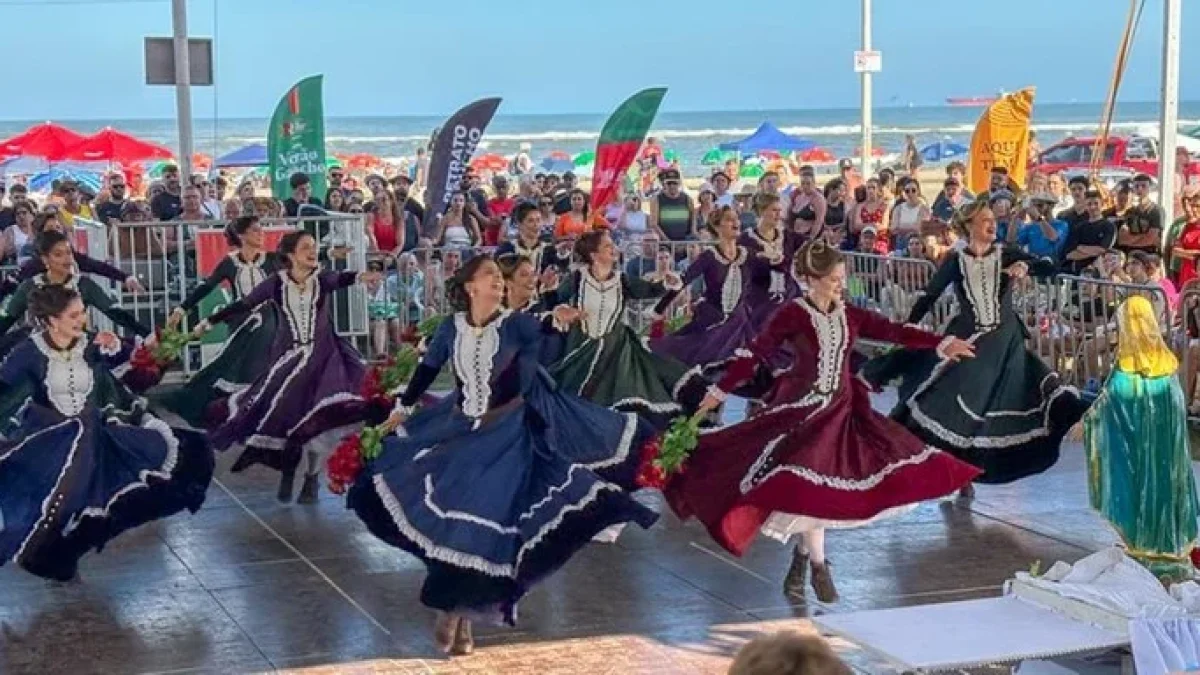 Festival Gaúcho de Verão está sendo realizado durante este final de semana na praia de Imbé, encerrando na noite deste domingo. | Foto: Diego Santos / Especial / CP
