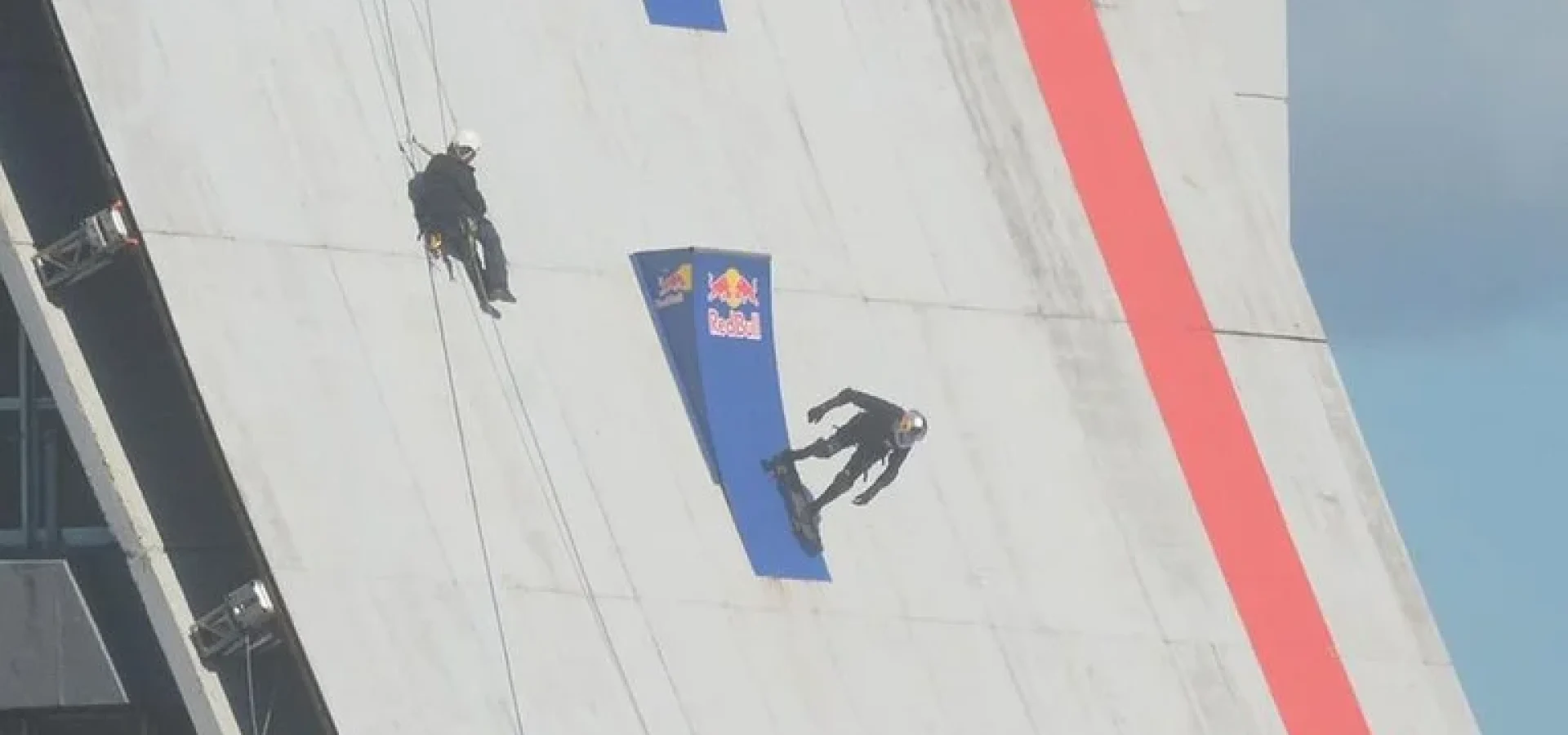 Mineirinho treina para descida oficial na pista de skate no CAFF. | Foto: Ricardo Giusti