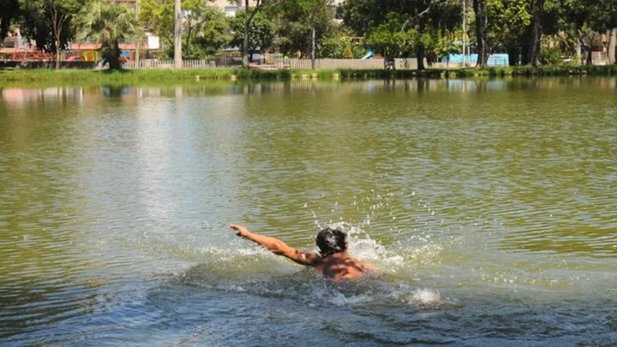 População busca alternativas para se refrescar. | Foto: Mauro Schaefer