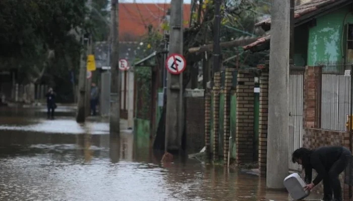Ainda não há orientação para evacuação da região, mas para que moradores monitorem a sua condição com relação à possível cheia. | Foto: Camila Cunha