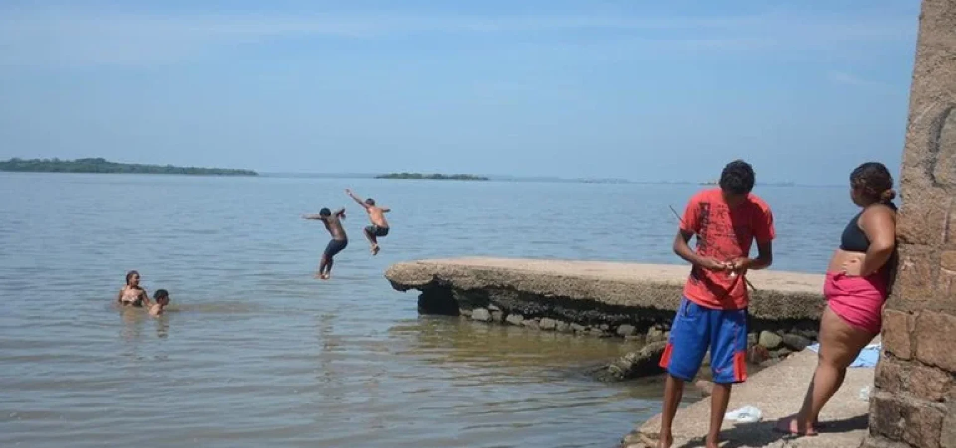 Onda de calor retorna a Porto Alegre e faz moradores procurarem praias da Zona Sul. | Foto: Ricardo Giusti