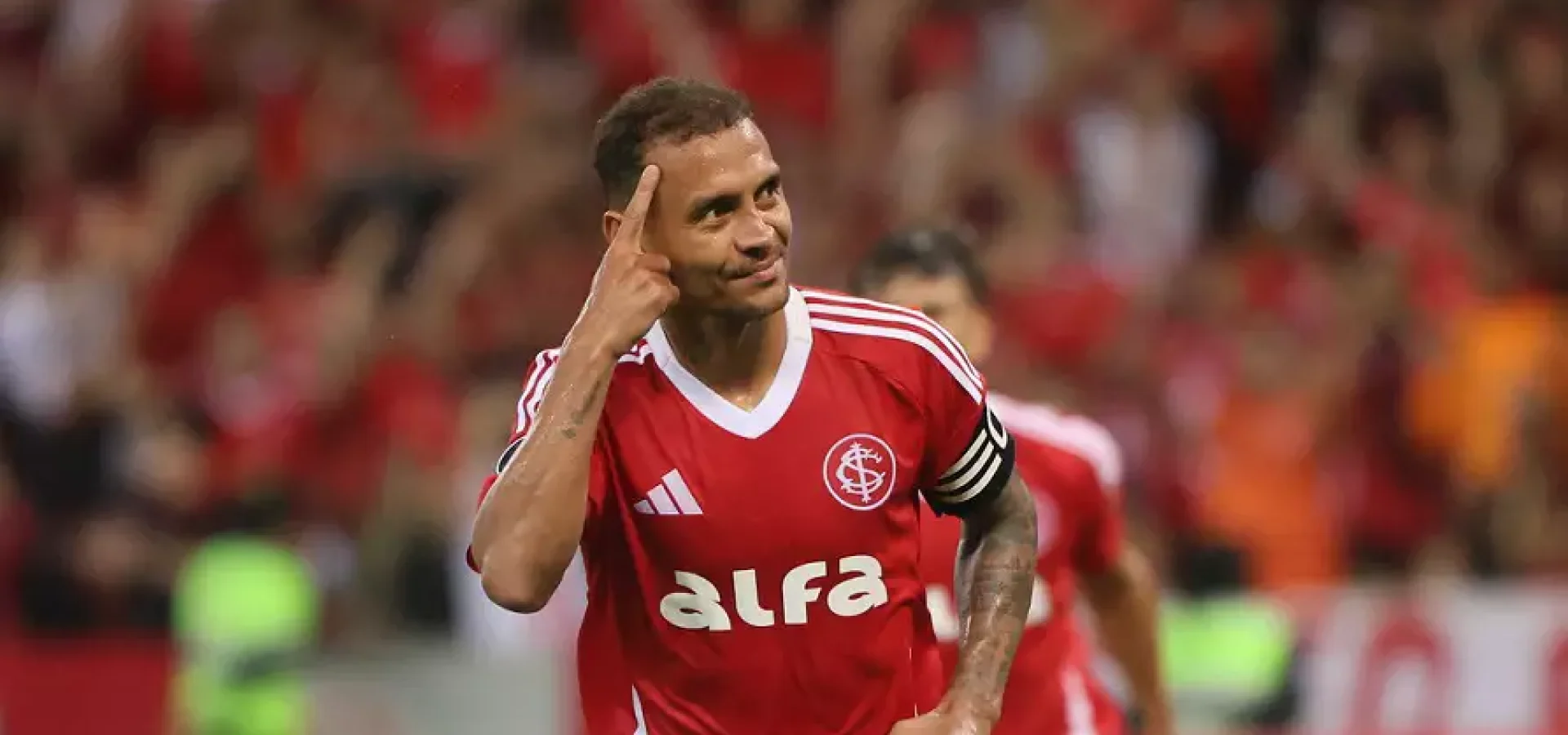 Em 2025, o camisa 10 já soma 21 jogos pelo Inter, com 10 gols e 9 assistências. (Foto: Divulgação/S.C. Internacional)