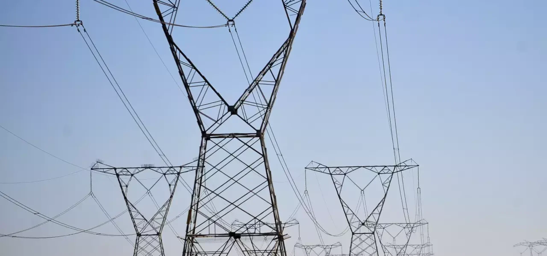 Com menos chuva e mais calor, Brasil ativa usinas mais caras e tarifa de energia sobe. (Foto: Divulgação)