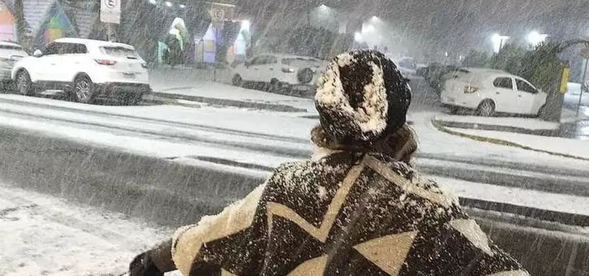 Neve dem 2021 no Centro de Canela. Créditos: @riograndedosul_tche