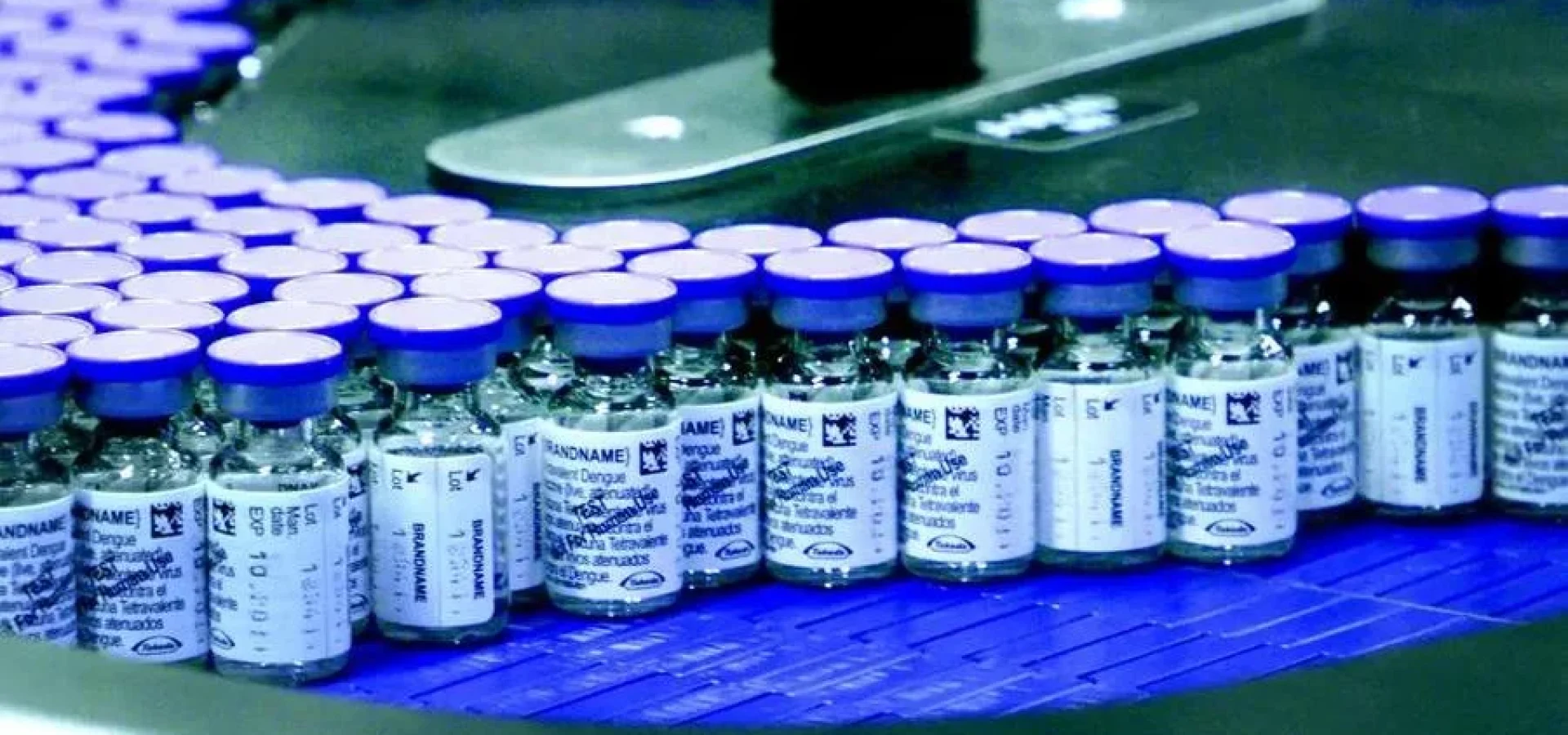 Doses com validade até 30 de junho e 31 de julho poderão ser aplicadas em crianças e adolescentes | Foto: Takeda / Divulgação / CP