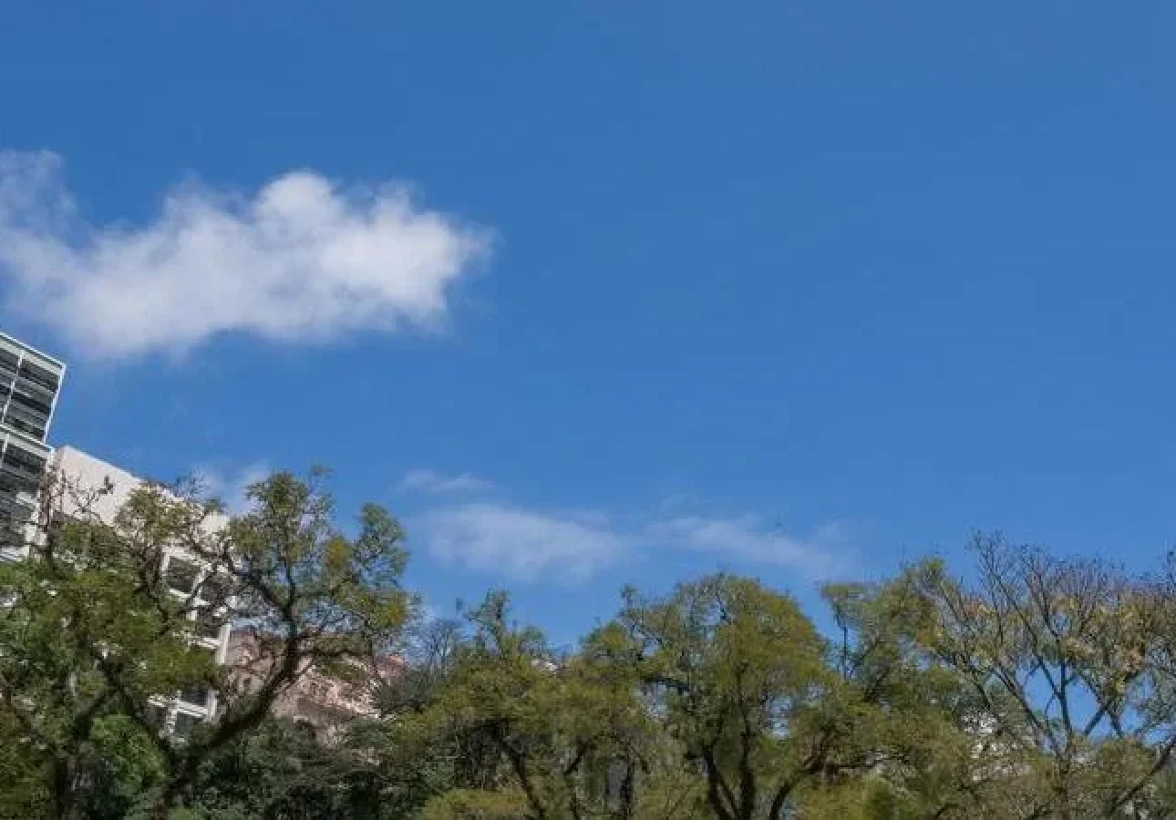 Em Porto Alegre, o calor do sábado deve se repetir neste domingo. | Foto: Pedro Piegas